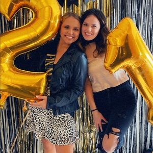 Meet your Posher, Megan